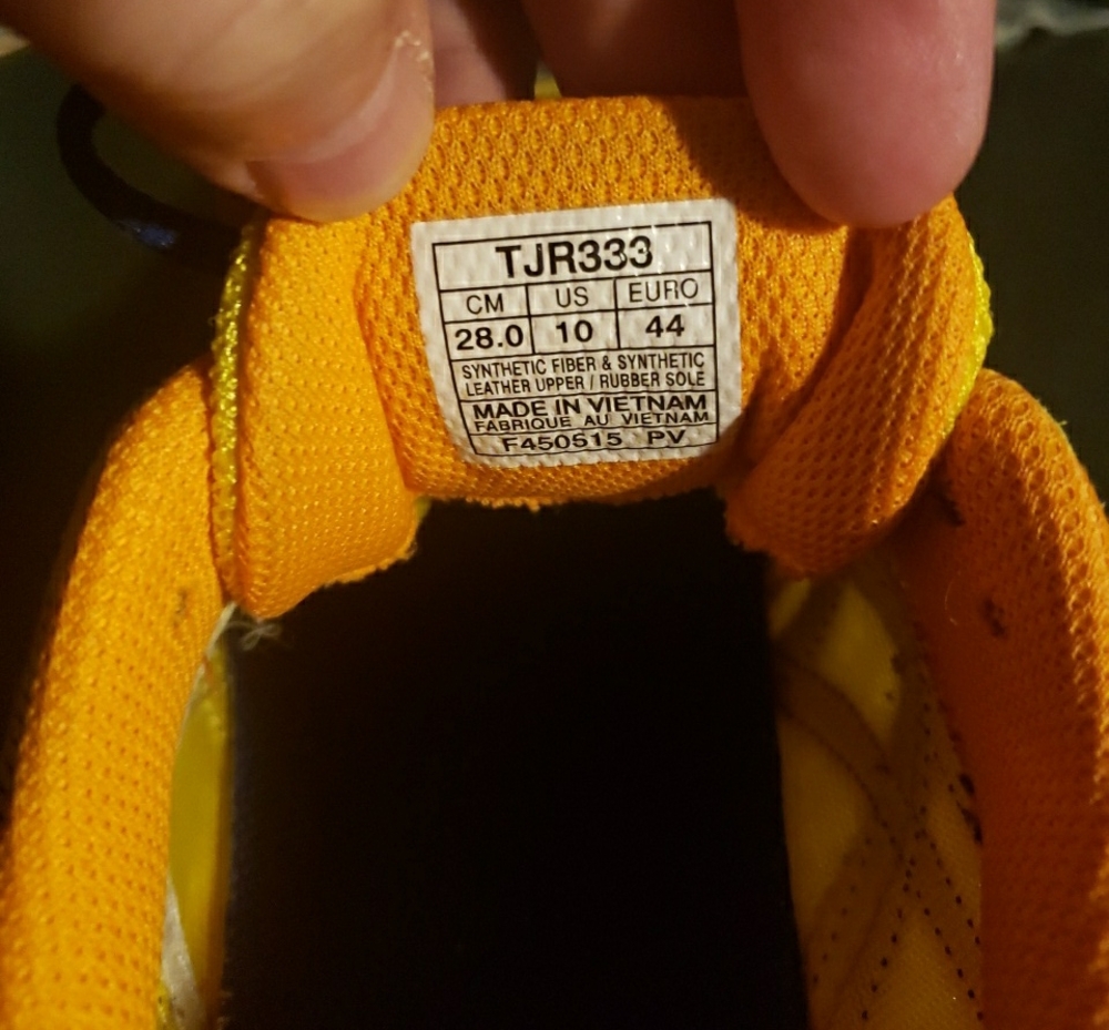 Asics Running Shoes - Picture 9 of 9